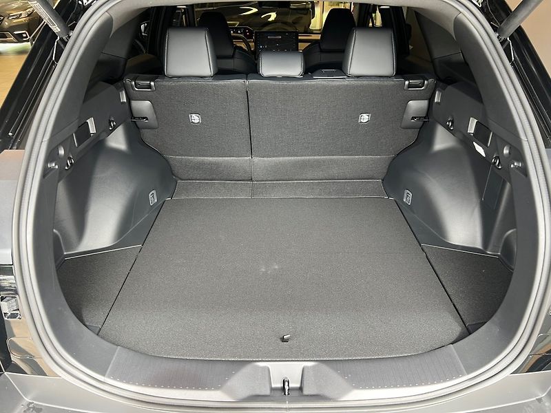 Subaru E-Outback 74.7 kWh AWD Limited - fotka 14 z 15