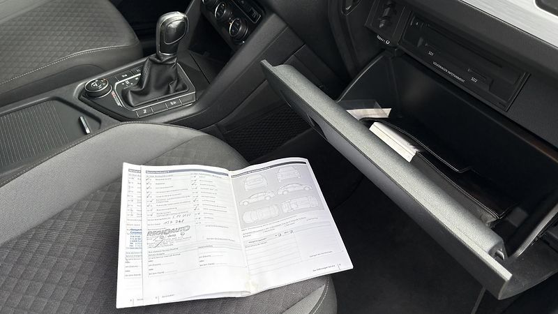 Volkswagen Tiguan 2.0TDI 4Motion DSG  - fotka 15 z 16