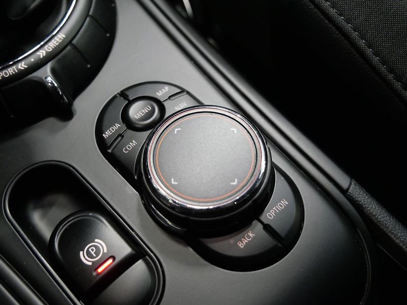 Mini Countryman - fotka 20 z 26
