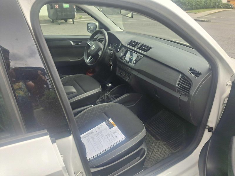 Škoda Fabia III kombi 1,0 TSi 2BH6974 - fotka 14 z 19