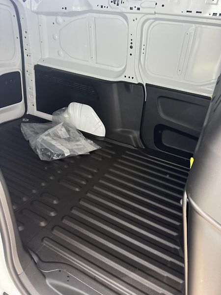 Citroën Berlingo (2026) VAN L2 1,5 HDI 130K - fotka 7 z 14