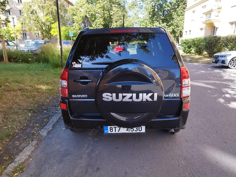 Suzuki Grand Vitara (2007) - fotka 3 z 26