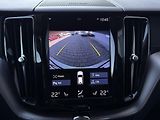 Volvo XC60 B4 AWD INSCRIP. // nezáv. top. - náhled 29