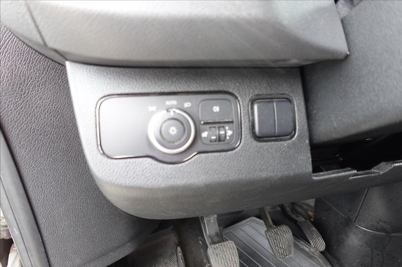 Mercedes-Benz Sprinter 2,0 CDI  319 PLACHTA SPANÍ - fotka 20 z 31