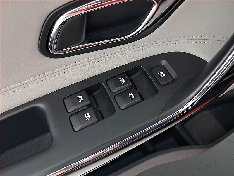 Kia Ceed (2015) 1.6 CRDi, Serv.kniha, Navi - fotka 19 z 21
