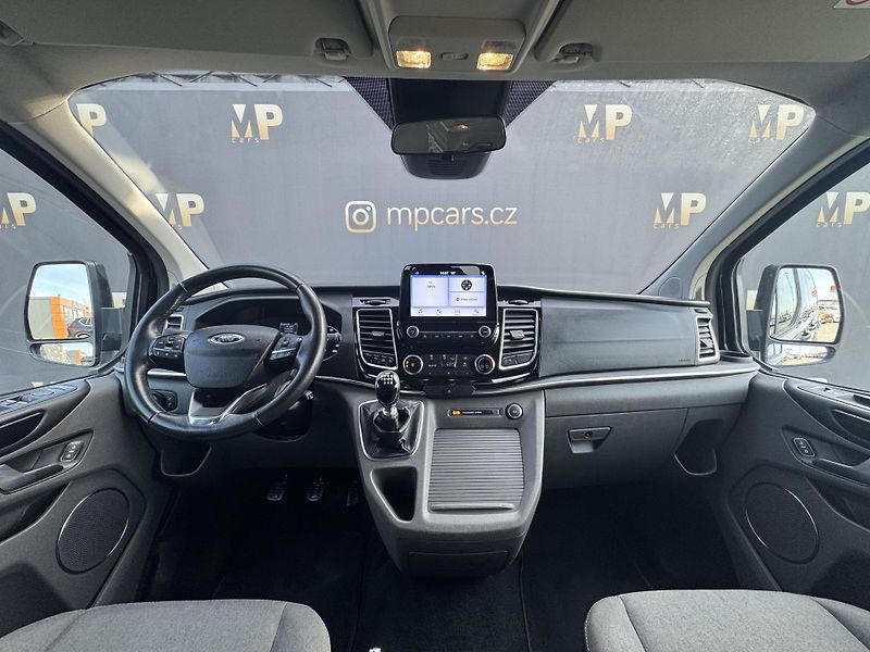 Ford Tourneo Custom (2019) 2.0 TDCi Titanium X, L2, DPH   - fotka 9 z 38