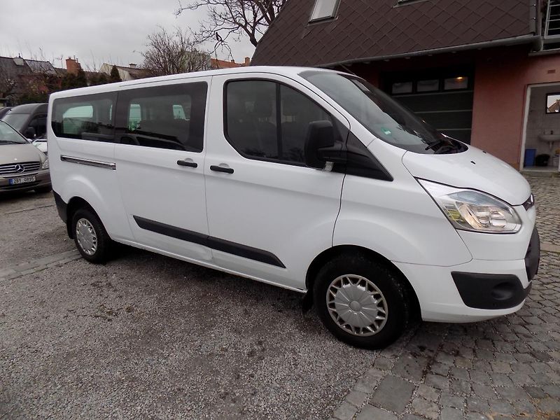 Ford Transit Custom 2,2 TDCI 92 KW L2H1 9 MÍST - fotka 6 z 50