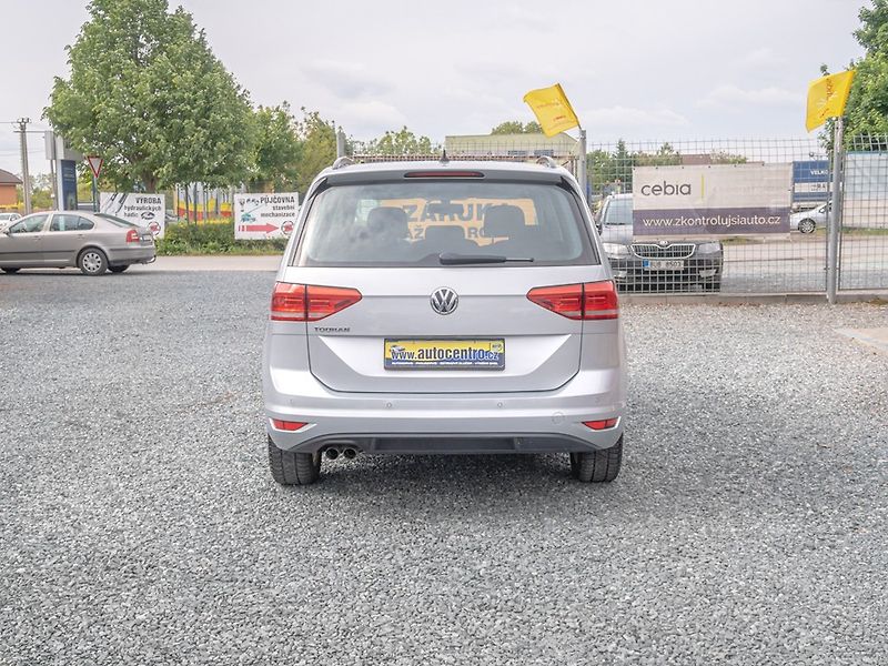 Volkswagen Touran (2019) 2.0TDI 110KW – Cebia 5*! - fotka 8 z 53