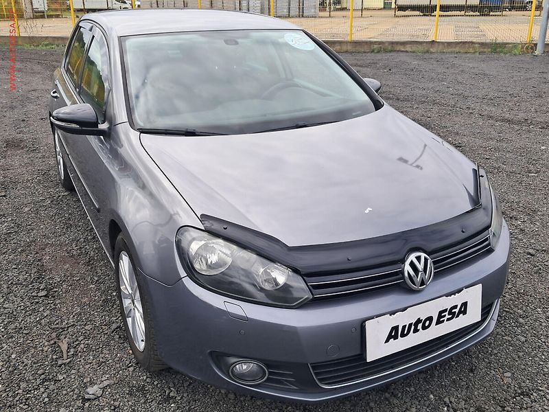 Volkswagen Golf (2011) 1.6TDI, Style - fotka 1 z 21