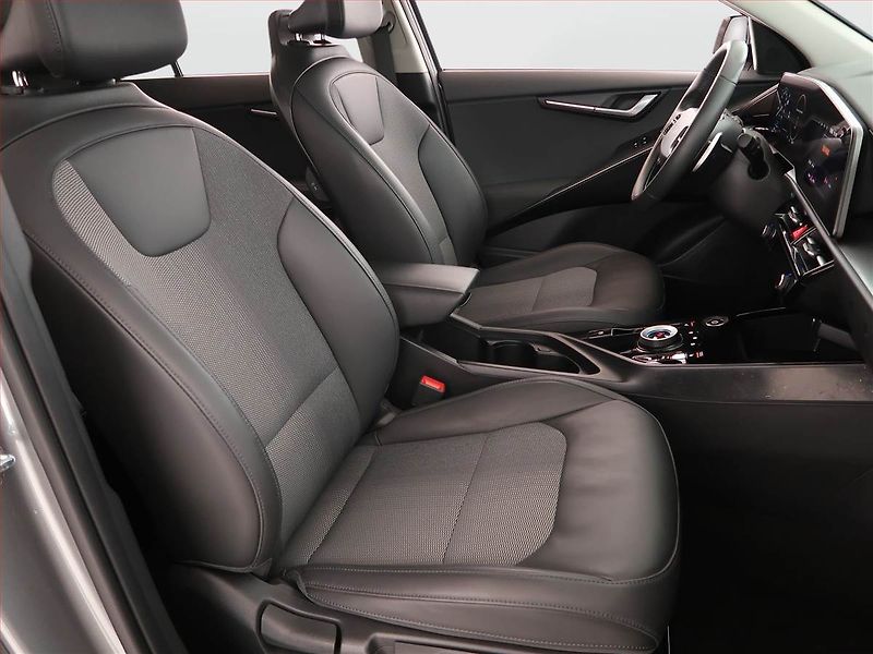 Kia Niro (2023) EV, SoH 100% - fotka 9 z 22