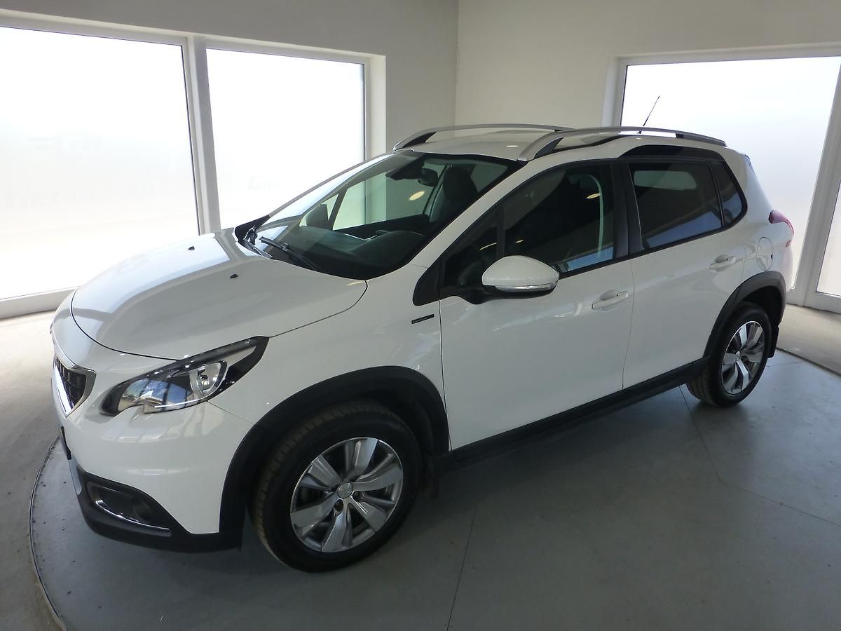 Peugeot 2008 1,2i-81KW*PARK.S*ALU*VYHŘ.SED*