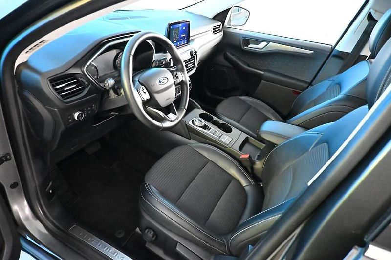 Ford Kuga (2020) 2.5 LED ACC Kamera BO Kamera D - fotka 11 z 38