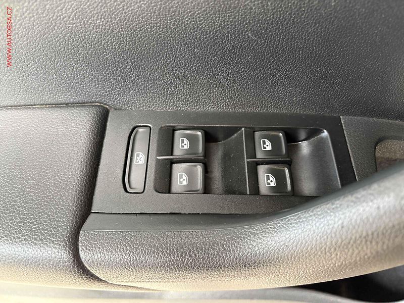 Škoda Octavia (2015) 1.8 TSi, AT - fotka 12 z 16