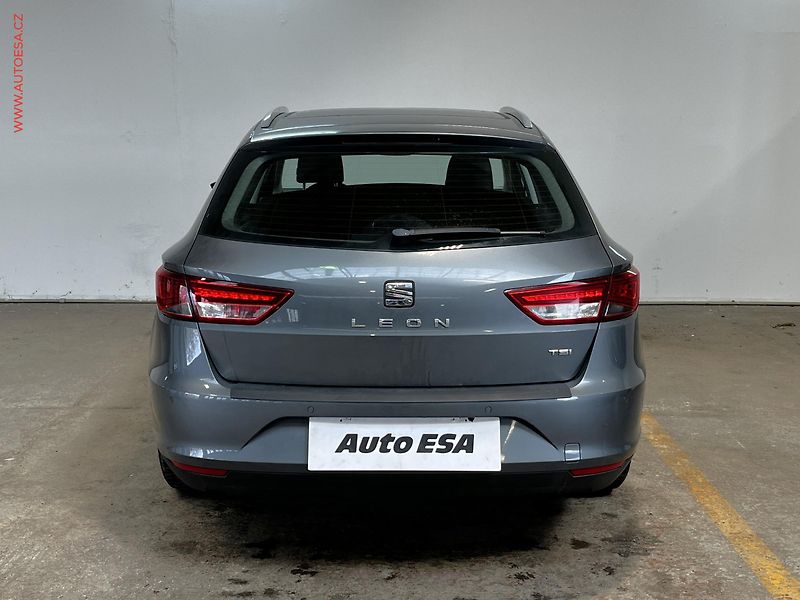 Seat Leon (2016) 1.4 TSi, Style, LED, panor - fotka 5 z 16