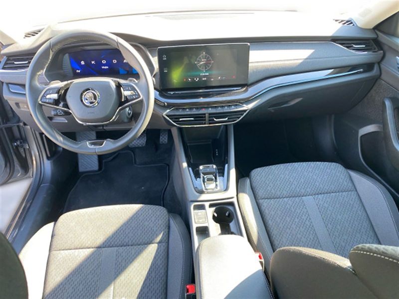Škoda Octavia (2023) Combi 1.4 TSI iV DSG Style+ - fotka 5 z 6