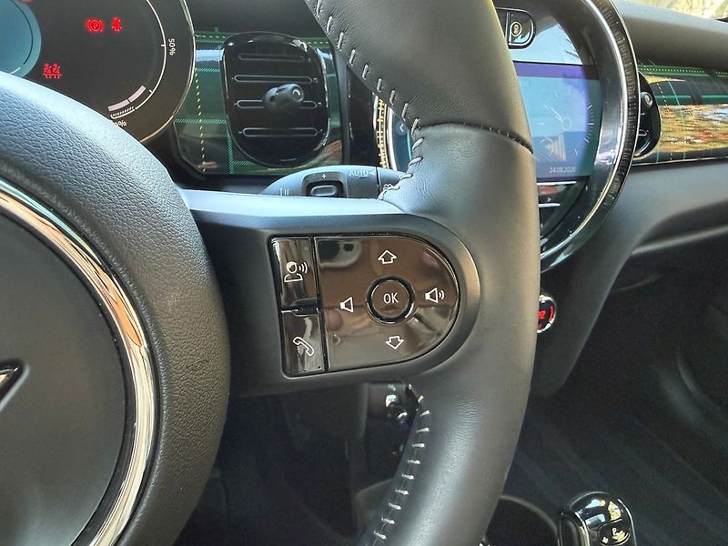 Mini Cooper SE 135kW ACC / Edice Mosaert - fotka 25 z 34