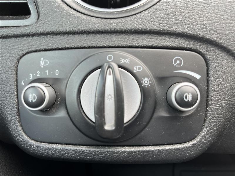 Ford S-MAX 2,0 TDCi 7.MÍST KLIMA 2x KOLA - fotka 27 z 41