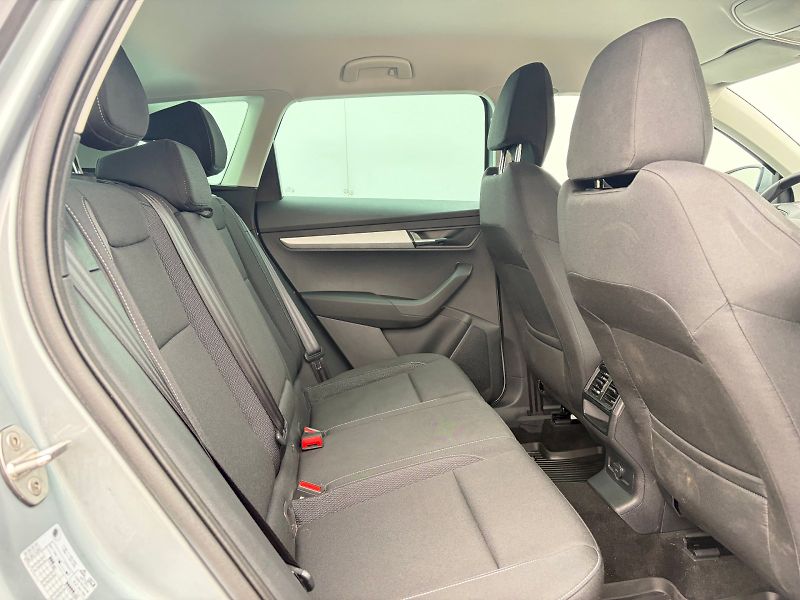 Škoda Karoq (2026) DSG 1.5 TSI / 110kW / SELECTIO - fotka 9 z 29
