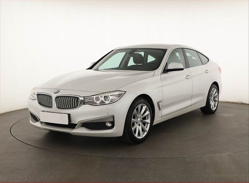 BMW Řada 3 (2014) Modern Line 320d xDrive GT - fotka 2 z 21