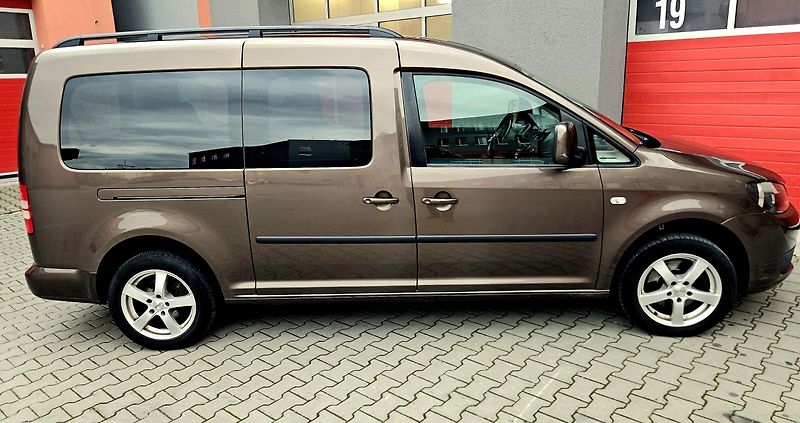Volkswagen Caddy (2012) CADDY MAXI 7 MÍST  TAŽNÉ  STK - fotka 3 z 23