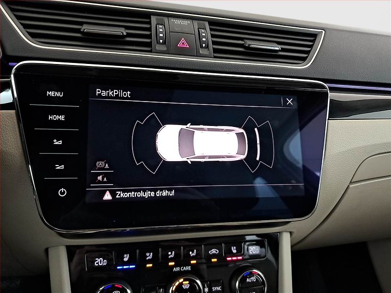 Škoda Superb (2017) Laurin&Klement 2.0 TDI - fotka 23 z 26