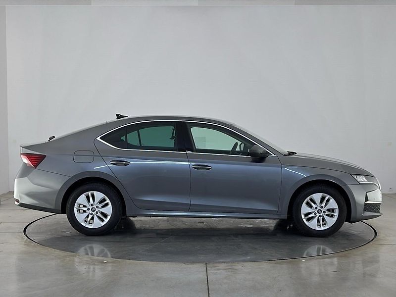 Škoda Octavia Top Selection DSG - fotka 16 z 29