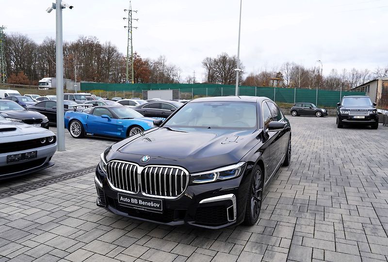 BMW Řada 7 750 Ld xDrive/Laser/M paket/ČR - fotka 2 z 50