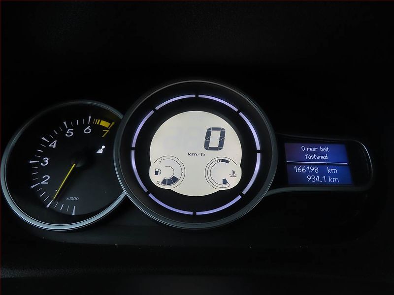 Renault Mégane (2012) 1.6 16V, Serv.kniha, Navi - fotka 11 z 15
