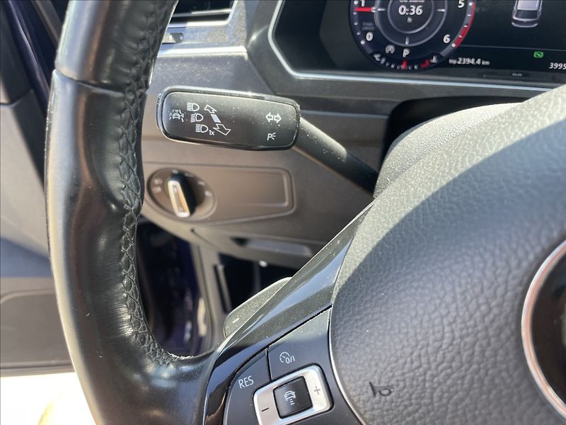 Volkswagen Tiguan 2,0 TDi 110kw 4-Motion LED GPS - fotka 17 z 37