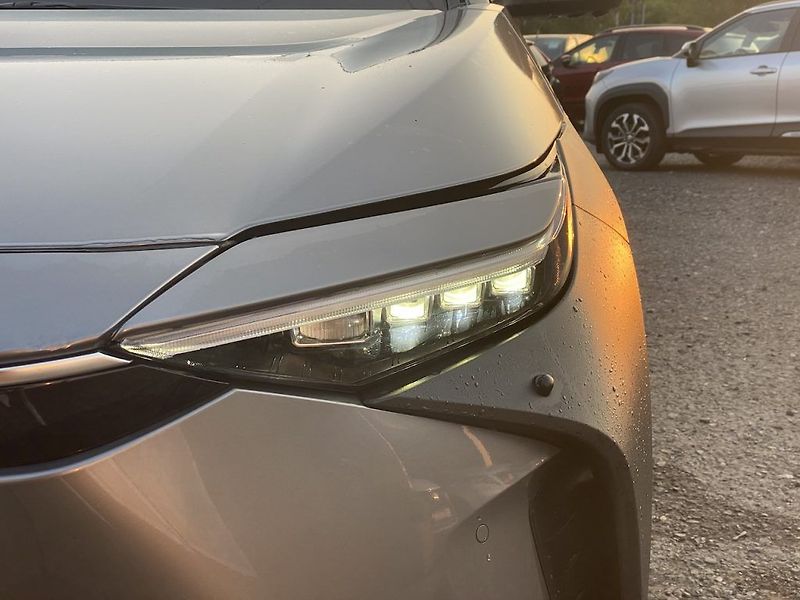 Toyota bZ4X EV, Executive, ČR-1m, záruka - fotka 8 z 19