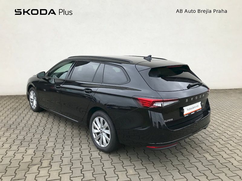 Škoda Superb (2025) COMBI SELEC TD 110/2.0 A7F - fotka 10 z 29