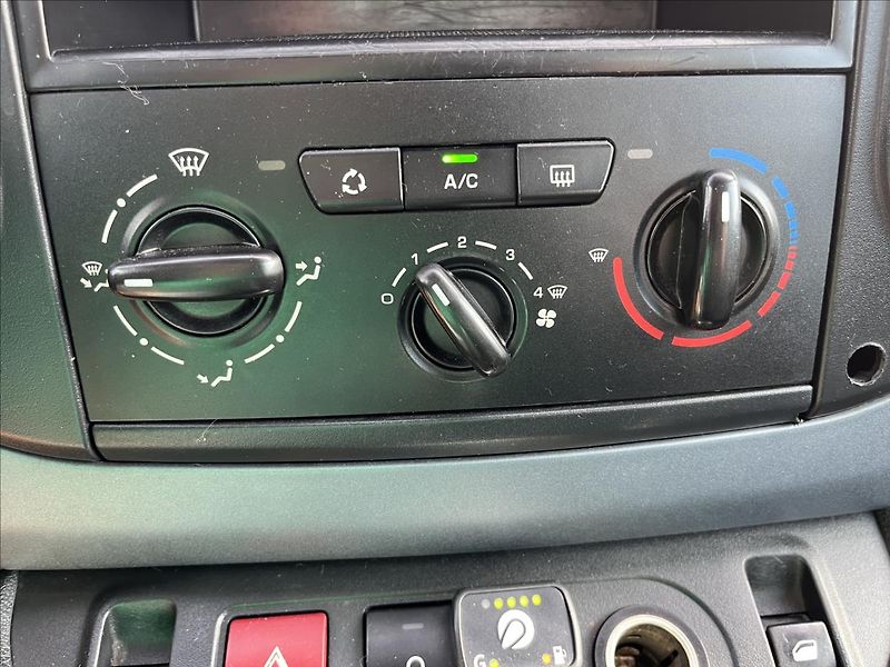 Citroën Berlingo 1,6 i LPG 5.MÍST KLIMA TAŽNÉ - fotka 18 z 38