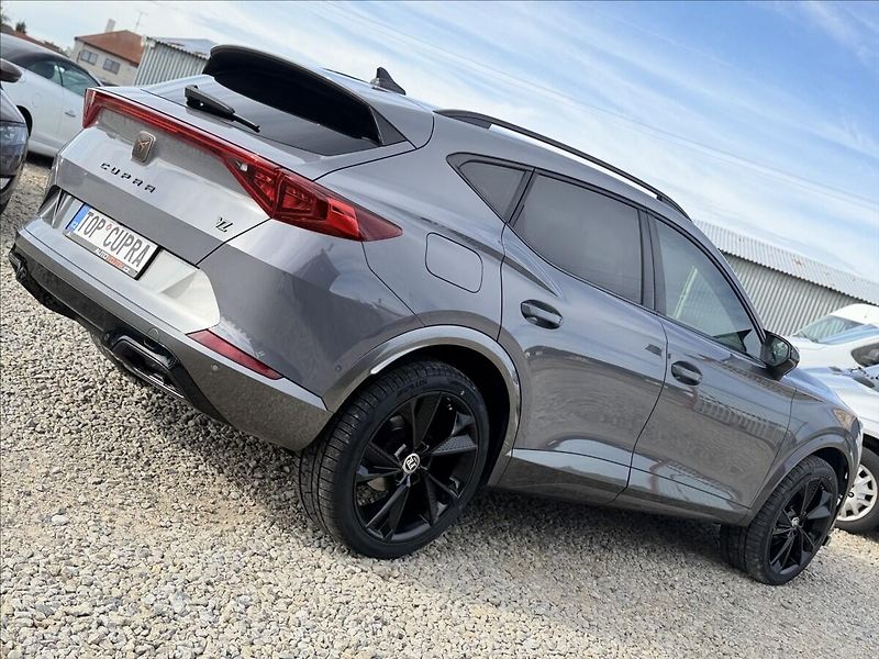 Cupra Formentor 1,5 TSI 110kW DSG NOVÉ ZIMNÍ - fotka 5 z 23