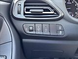 Hyundai i30 1,5 Smart 81kW kombi - náhled 22