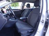 Volkswagen Golf (2022) 2,0TDi /110 kW DSG Life - náhled 11