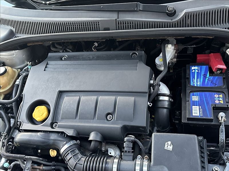 Suzuki SX4 1,9 DDiS 120PS  Outdoor Line 4 - fotka 42 z 47