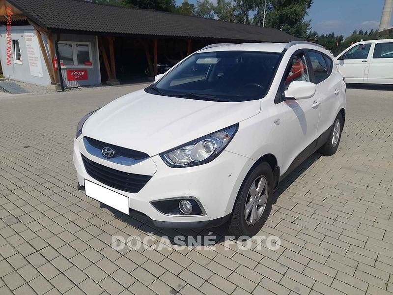 Hyundai ix35 (2012) 1.6GDi, ČR, AC, TZ - fotka 1 z 3