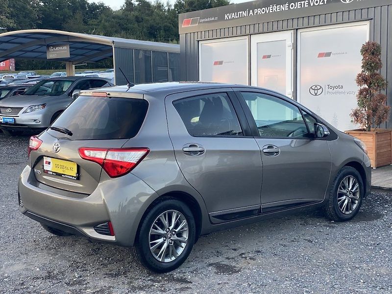 Toyota Yaris 1.5i, ČR, Trend, záruka - fotka 7 z 15