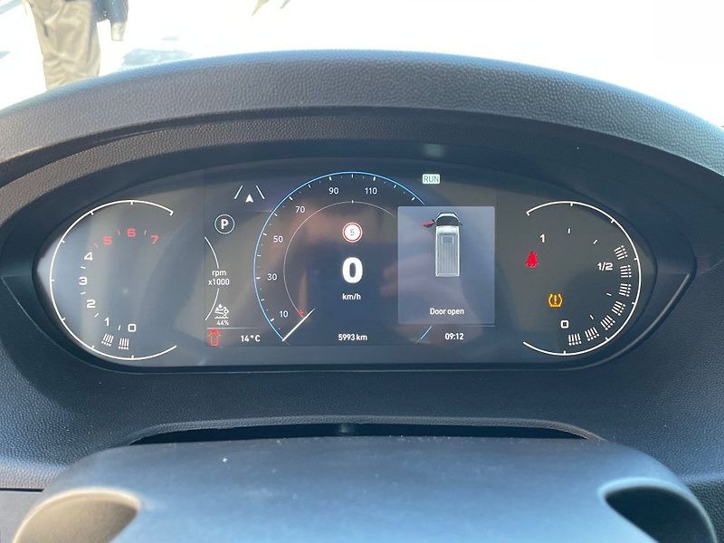 Toyota Proace Max 2.2 Diesel 180 - 8 AT FX - fotka 13 z 21