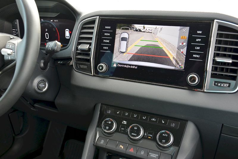 Škoda Karoq (2024) 1.5 TSI 110 kW TOP Selection D - fotka 27 z 29