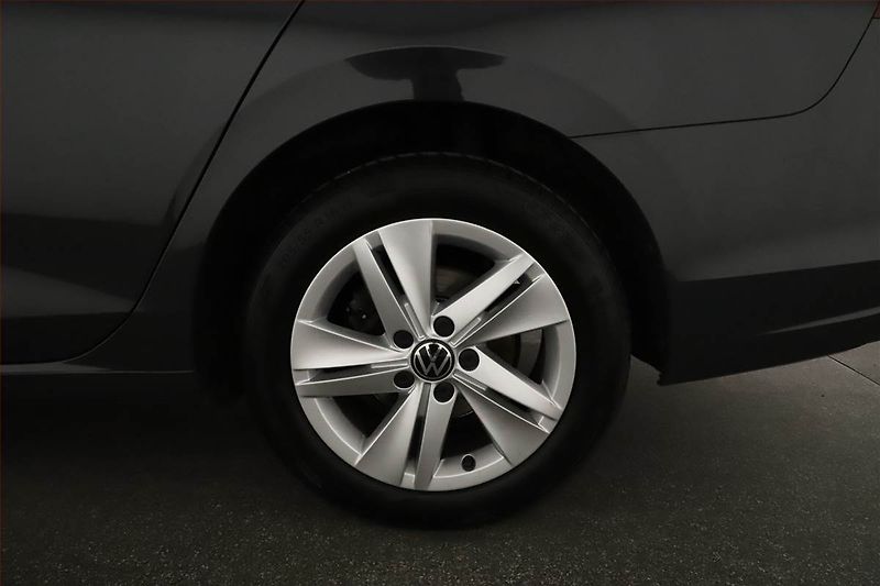 Volkswagen Golf (2021) 1.0 TSI, Tempomat - fotka 14 z 14