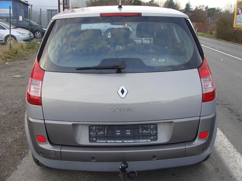 Renault Scénic 1.6i 16V, velmi zachovalý - fotka 5 z 22