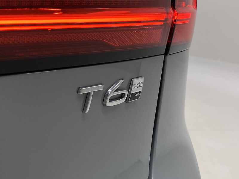 Volvo V90 T6 AWD RECHARGE REZERVACE - fotka 38 z 58