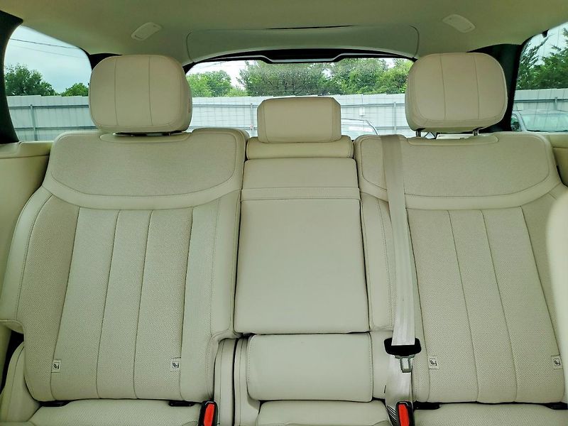 Land Rover Range Rover (2023) Auto na cestě - fotka 10 z 13