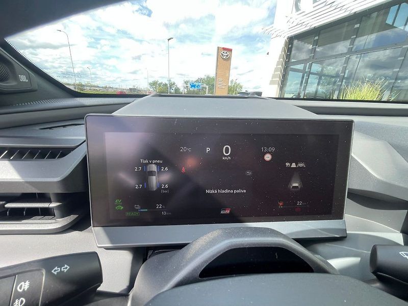 Toyota RAV4 2.5L PHEV CVT 4X4 GR SPORT - fotka 21 z 31