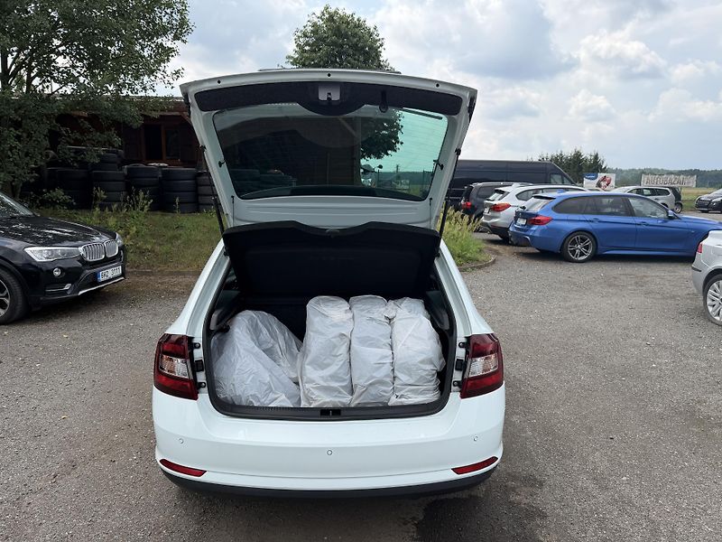 Škoda Rapid 1.2 TSI - fotka 9 z 25