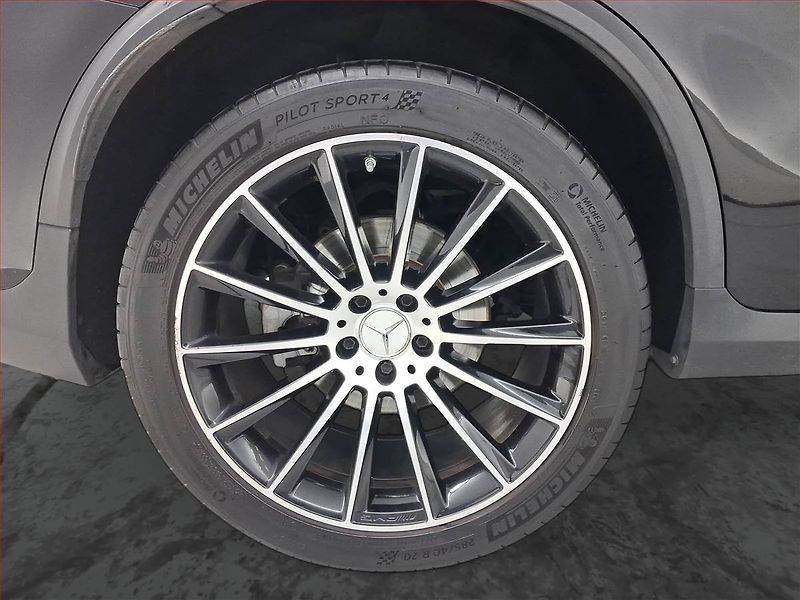 Mercedes-Benz GLC (2018) AMG line 43 AMG - fotka 15 z 19