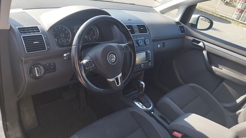 Volkswagen Touran 1.4TSI,volat-608 081 843 - fotka 11 z 18