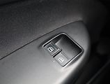 Škoda Octavia (2010) 1.9 TDI, Park. senzory - náhled 16