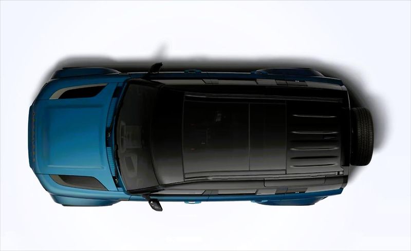 Land Rover Defender (2026) 110 V8 P635 OCTA Sargasso Blue - fotka 4 z 8